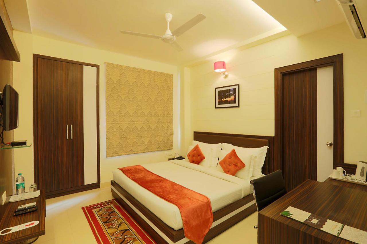 Hotel Premiere Villa Varanasi Eksteriør billede