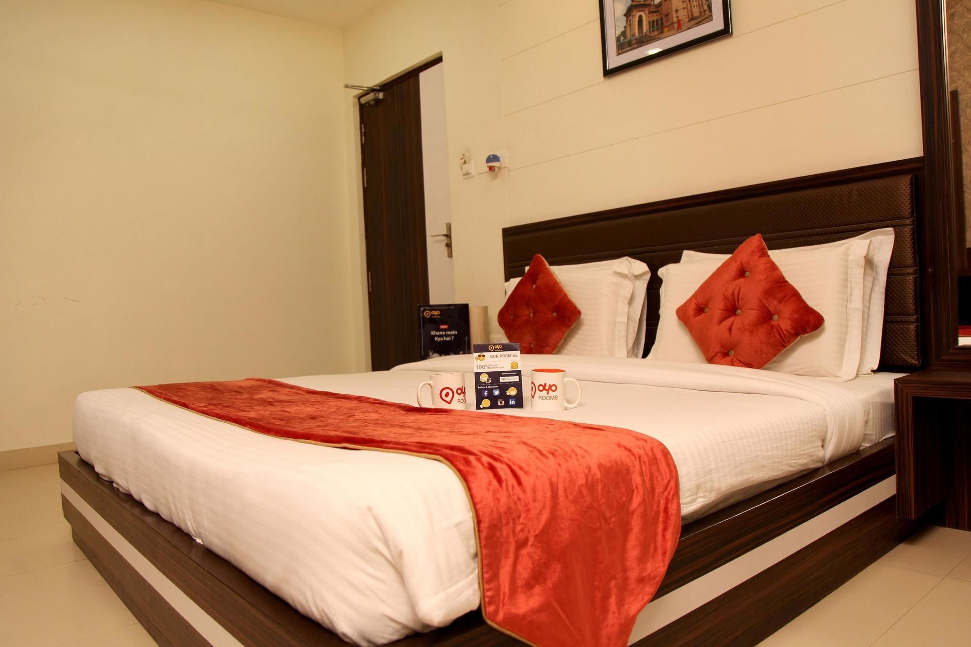 Hotel Premiere Villa Varanasi Eksteriør billede