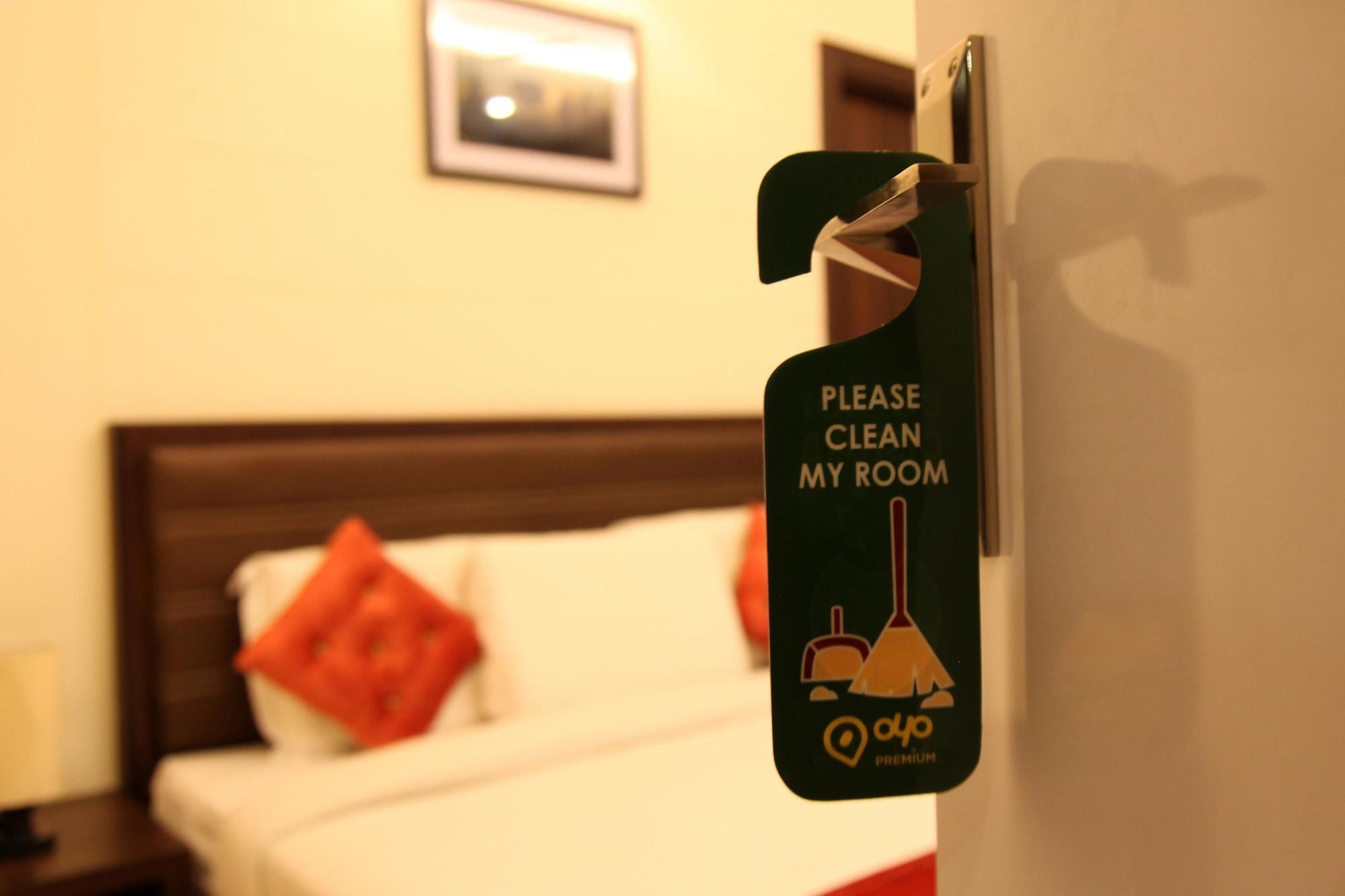 Hotel Premiere Villa Varanasi Eksteriør billede