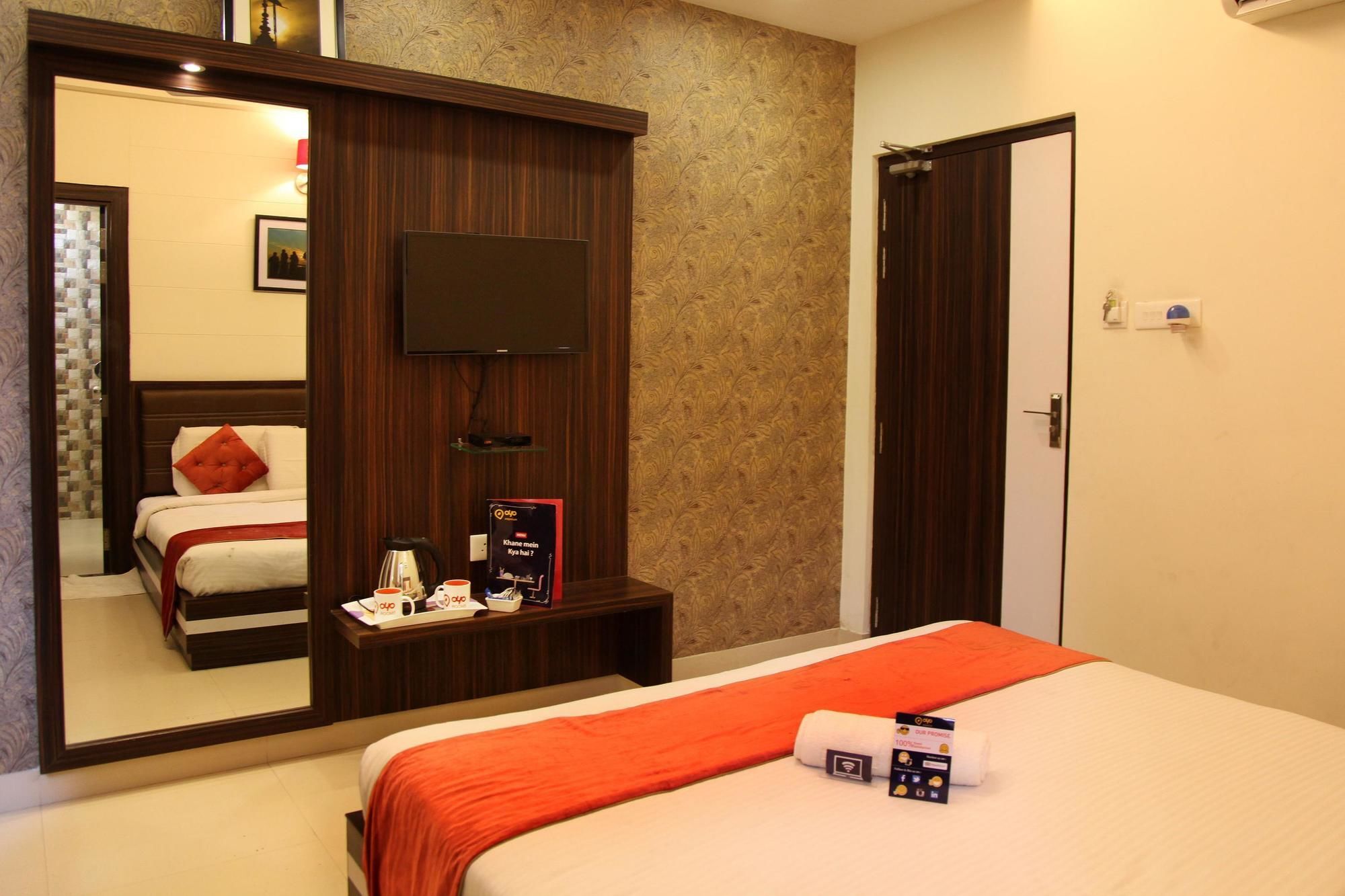 Hotel Premiere Villa Varanasi Eksteriør billede